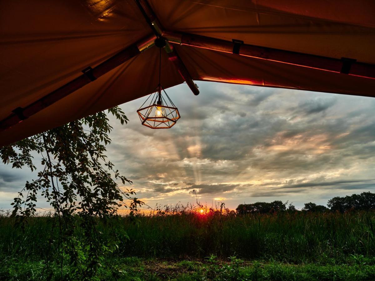 Zatoria Luxury Glamping Zator Hotel Екстериор снимка