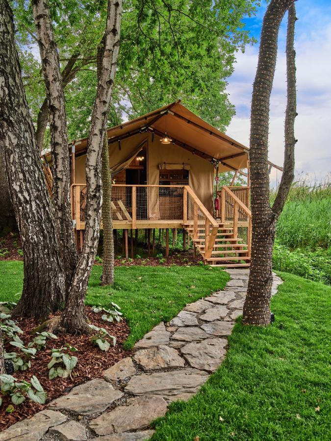 Zatoria Luxury Glamping Zator Hotel Екстериор снимка