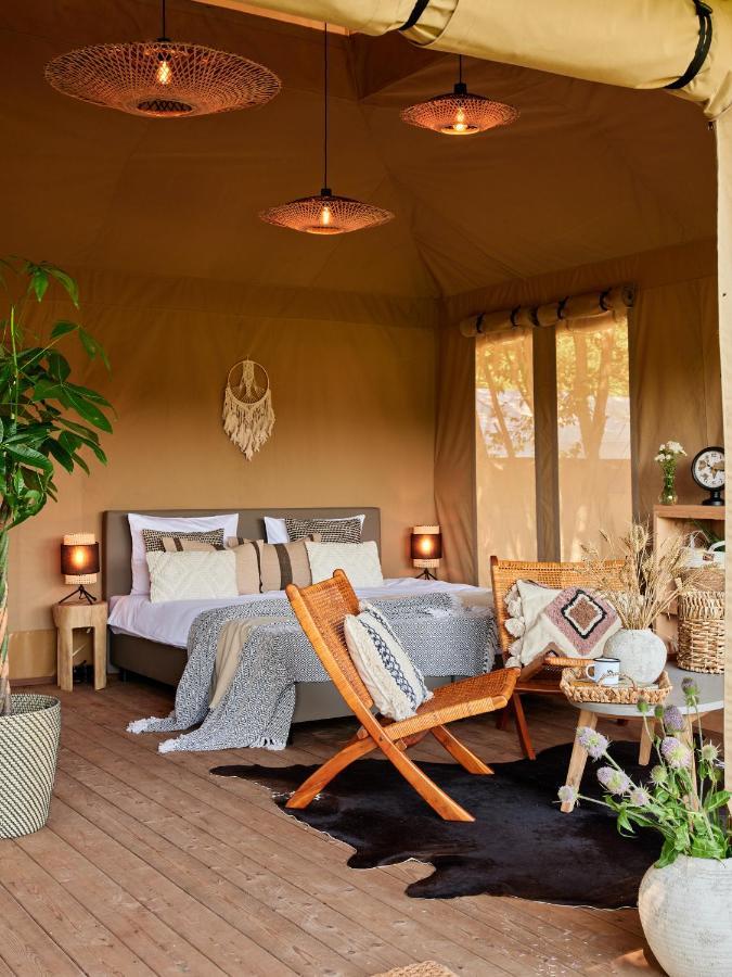Zatoria Luxury Glamping Zator Hotel Екстериор снимка